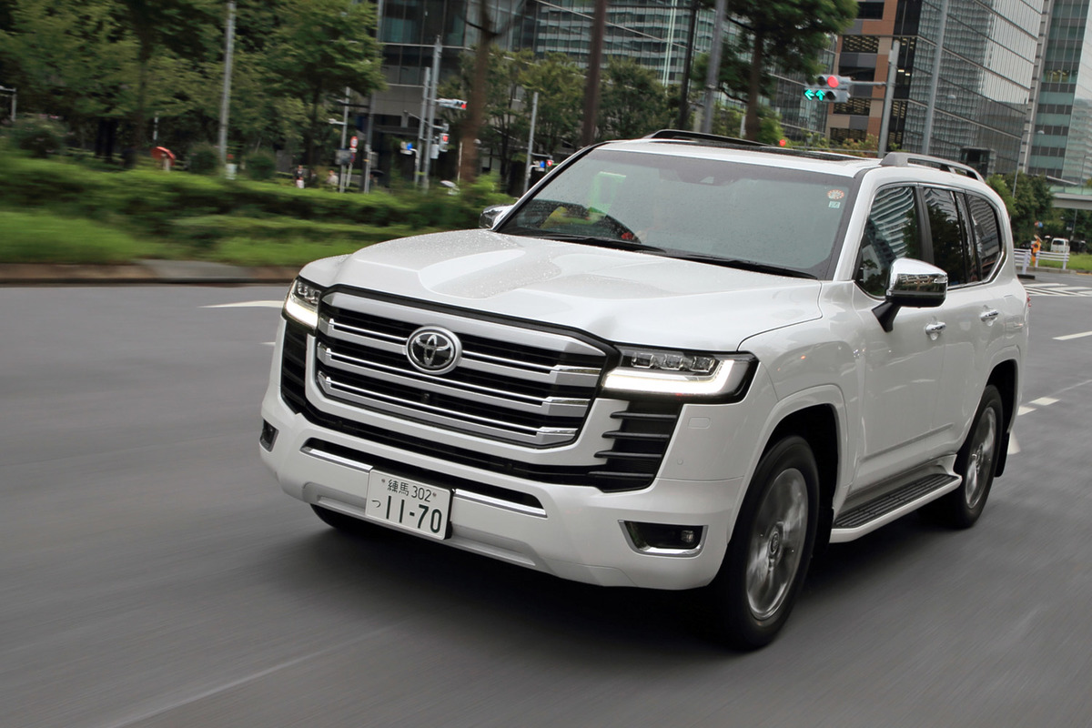 歴代ランドクルーザー ピンバッジセット トヨタ ランドクルーザー300