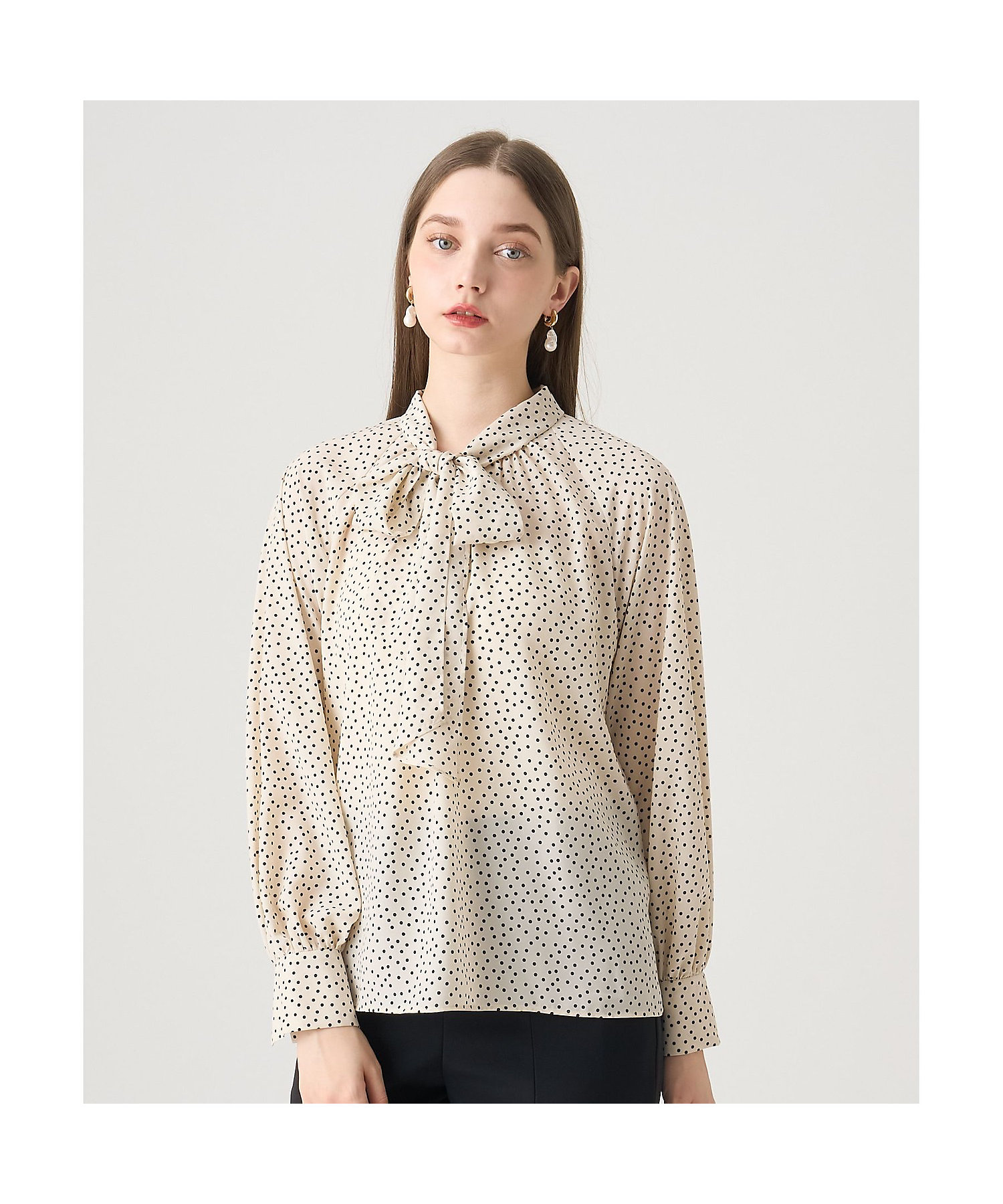 デシンドットプリントボウタイブラウス | ANAYI/アナイ | 三越伊勢丹