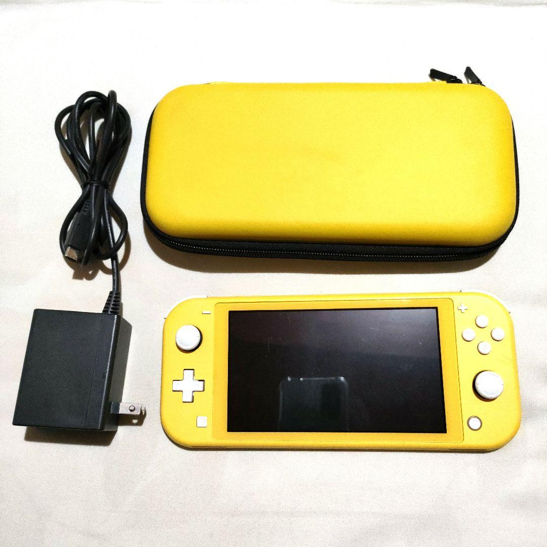 NINTENDO SWITCH LITE 電源アダプター、ケース、SDカード付き swtichbag2_03.jpg