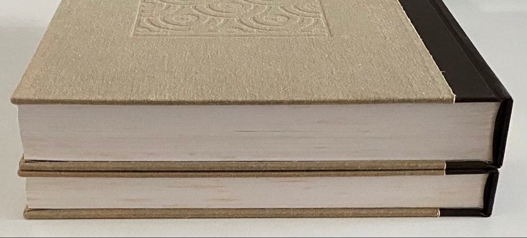 入手困難品【ガウディ全作品 全2巻】シリアルナンバー入り