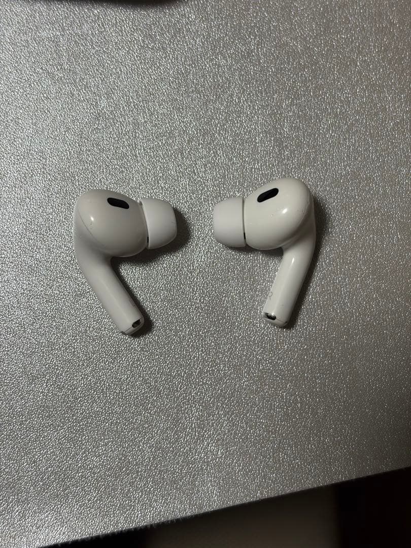 Apple AirPods Pro 本体　usb-c Amazon.com: Apple AirPods Pro (2nd generation) with MagSafe