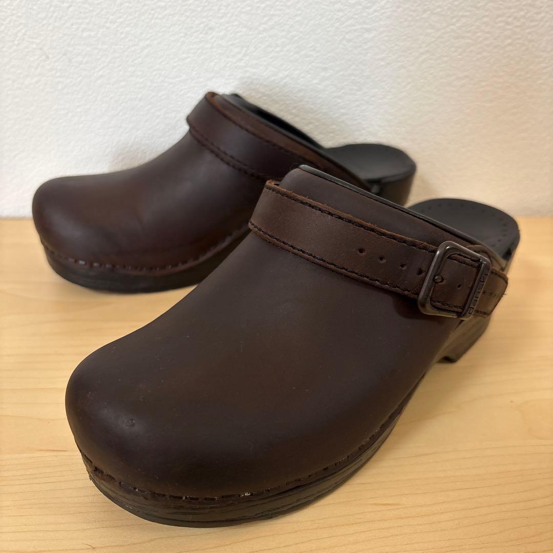 美品✨dansko ダンスコ　ブラウン　サボサンダル　ingrid イングリッド dso-90_lp_02.jpg