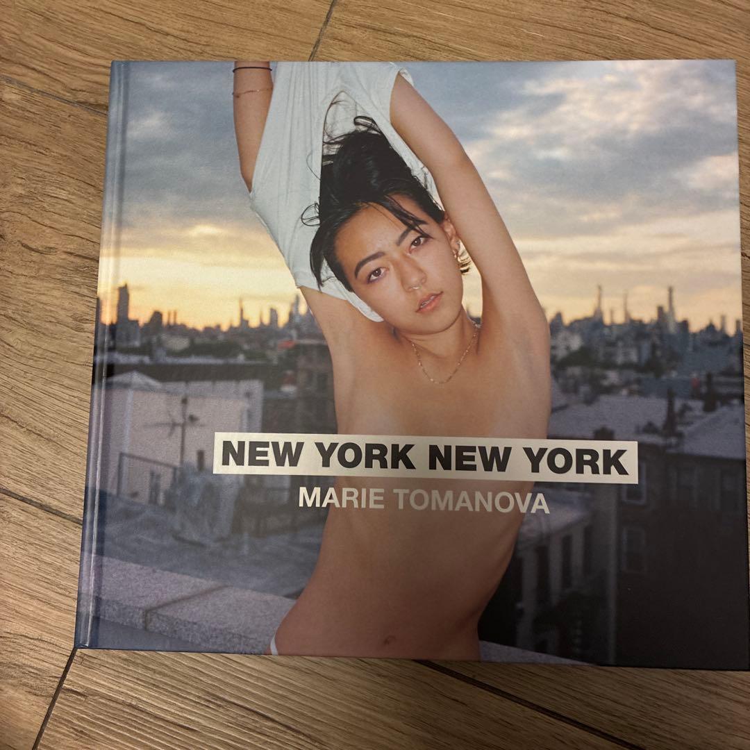 アート・デザイン・音楽 NEW YORK NEW YORK MARIE TOMANOVA Marie Tomanova: New York New York: Kim Gordon, Thomas Beachdel