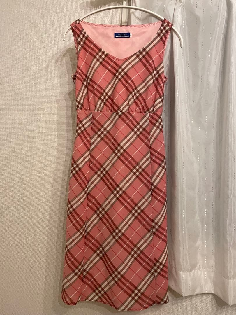 BURBERRY ピンク チェック ノースリーブ ワンピース　サイズ36 BURBERRY ピンク チェック ノースリーブ ワンピース サイズ36 - メルカリ