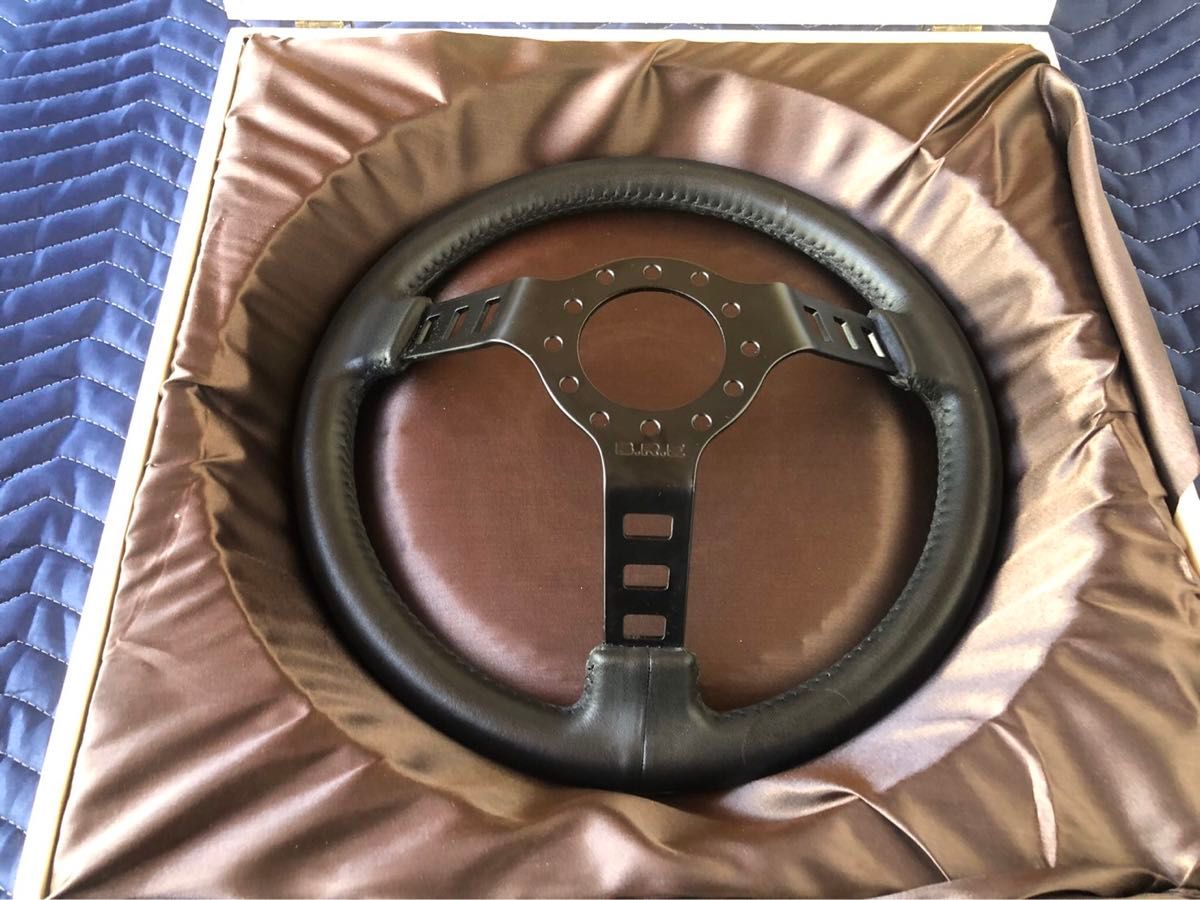 汎用ボス対応 DATSUNコンペタイプステアリング30パイ B R Eバンザイ